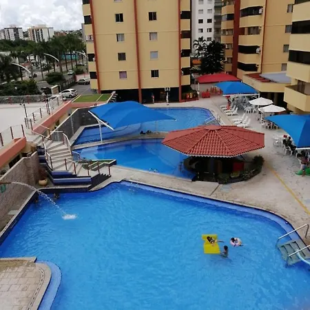 Caldas Novas - Go - Apartamento Parque Das Aguas Quentes Bloco 1 - Em Frente Clube Prive Exterior photo